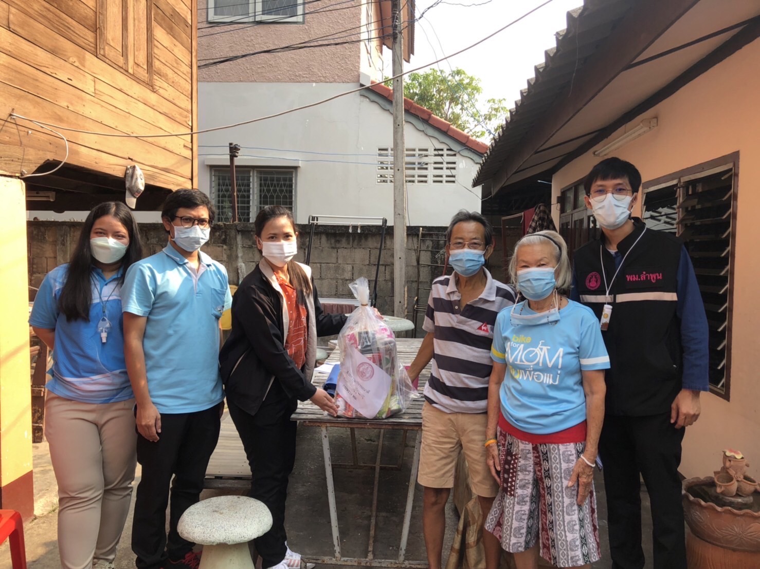 กองบริหารกองทุนผู้สูงอายุ จัดโครงการนิเทศงานติดตามและประเมินผลของโครงการที่ขอใช้เงินกองทุนผู้สูงอายุประจำปีงบประมาณ พ.ศ. 2564 ณ จังหวัดลำพูน ระหว่างวันที่ 17-18 มีนาคม 2565