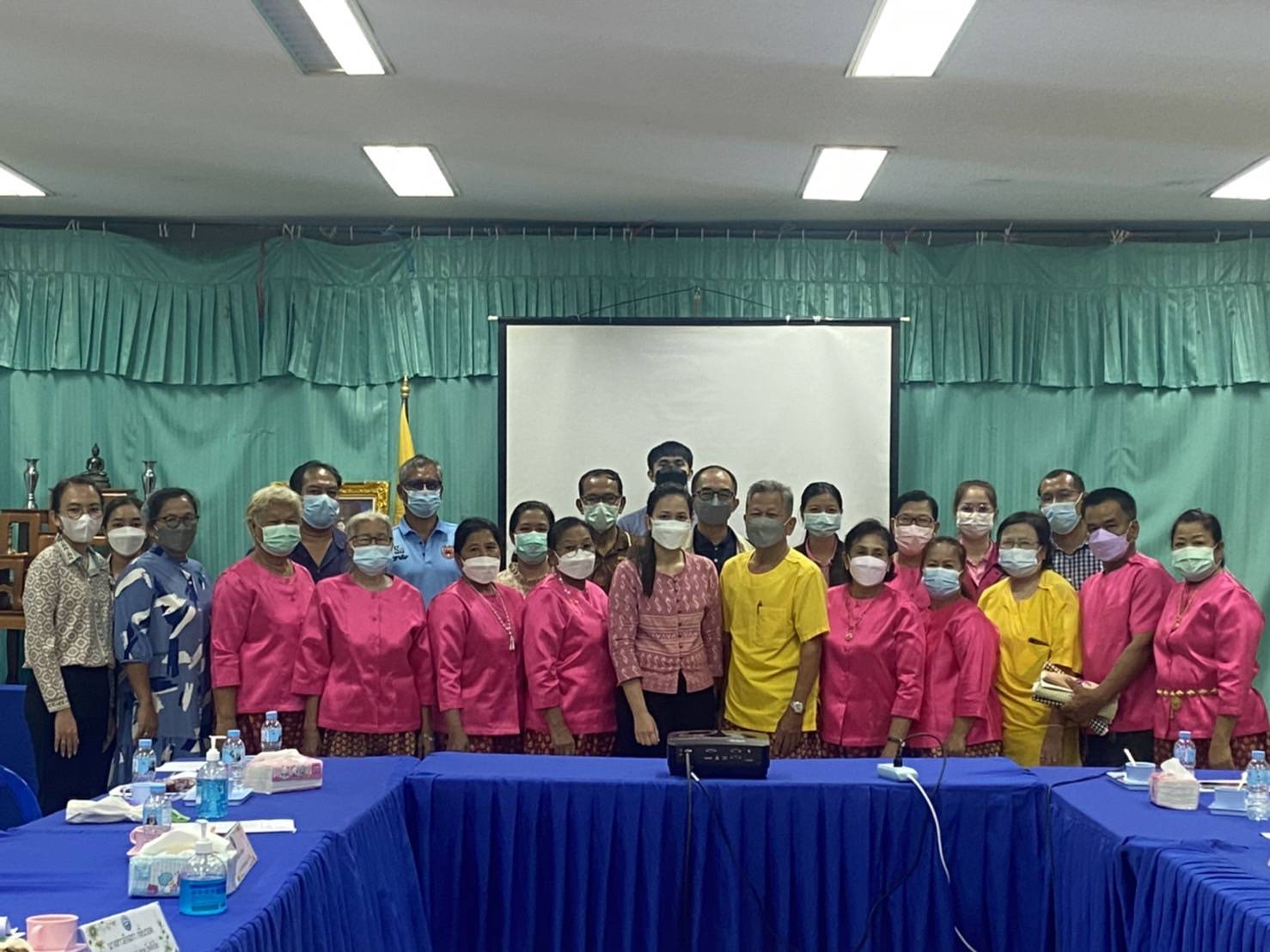 พม. โดยกรม ผส. จัดโครงการนิเทศงานติดตามและประเมินผลของโครงการที่ขอใช้เงินกองทุนผู้สูงอายุ ประจำปีงบประมาณ พ.ศ. 2564 ณ จังหวัดสิงห์บุรี ระหว่างวันที่ 19 -20 พฤษภาคม 2565